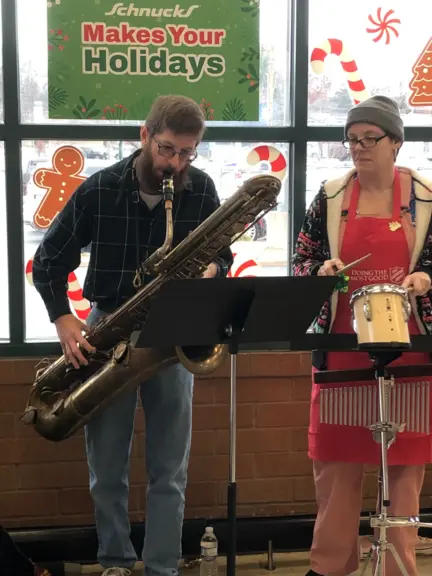 David & Julie Heise jamming for Salvation Army Red Kettle Campaign